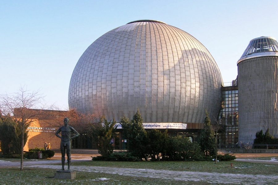 Berlin_Zeiss_Planetarium-web